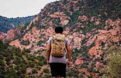 探索借社團活動提升學生美術素養
